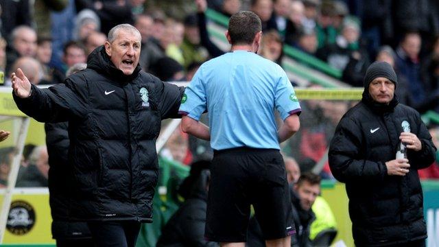 Hibs manager Terry Butcher remonstrates with referee Craig Thomson