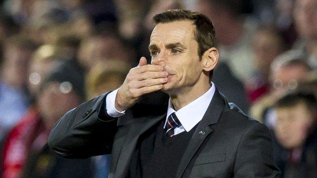 St Mirren manager Danny Lennon