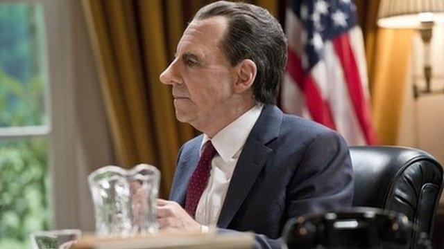 Harry Shearer playing Nixon