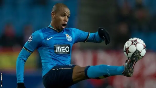 Porto midfielder Fernando