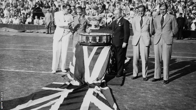 Fred Perry, Bunny Austin, Pat Hughes and Raymond Tuckey won the 1935 Davis Cup for Great Britain