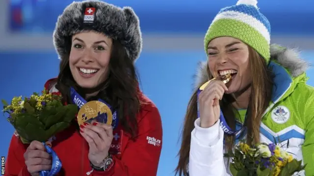 Switzerland's Dominique Gisin (left) and Slovenia's Tina Maze