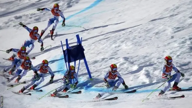 Austria's Marcel Hirscher clears a gate during the second run of the men"s alpine skiing giant slalom event