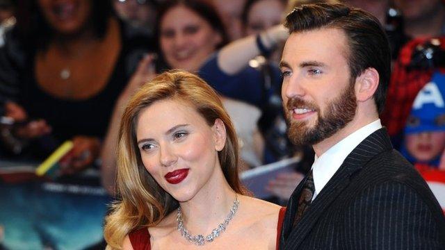 Scarlett Johansson and Chris Evans