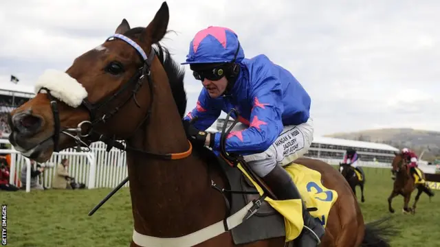 Joe Tizzard aboard Cue Card