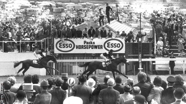 Mill Reef wins the 1971 Derby at Epsom