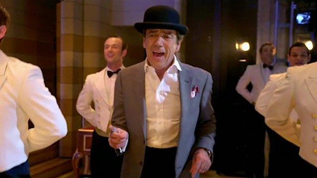 Robert Lindsay in Dirty Rotten Scoundrels