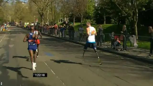 Farah passes Whitehead