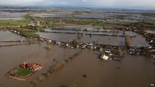 Aerial picture shows the scale of Somerset flooding