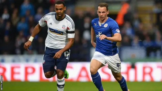 Liam Trotter of Bolton Wanderers (left) and Daniel Drinkwater of Leicester City