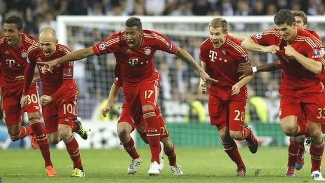 Bayern players celebrate their victory