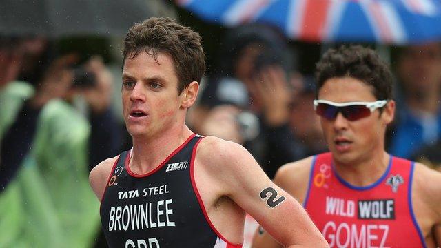 Jonny Brownlee (left) and Javier Gomez