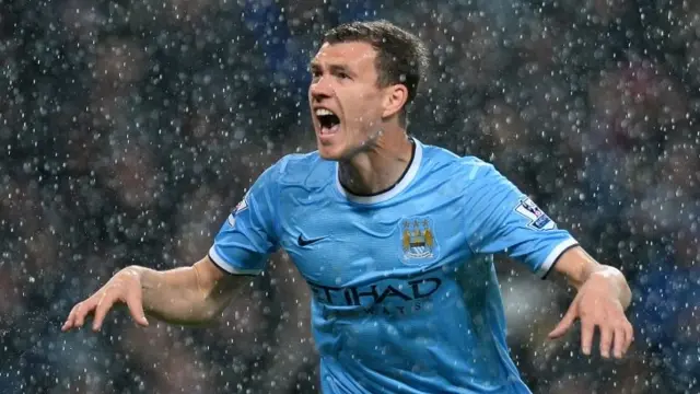 Edin Dzeko celebrates