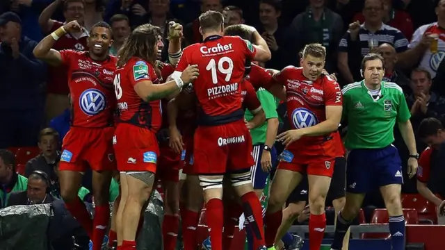 Toulon players celebrate