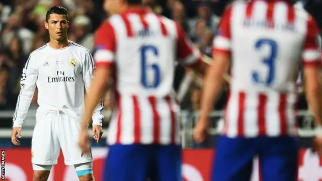 Cristiano Ronaldo lines up a free kick