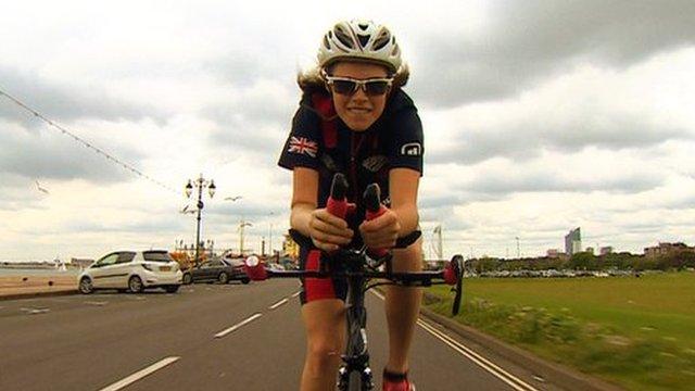 Lauren Steadman training for triathlon