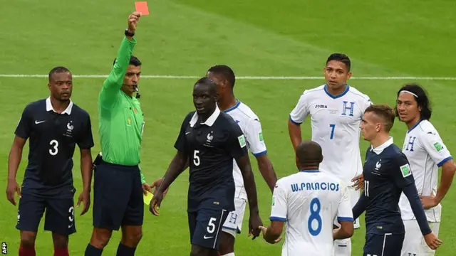 Wilson Palacios is sent off for Honduras