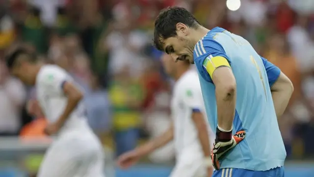 Spain keeper Iker Casillas after Chile take the lead