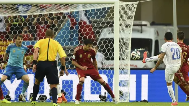 Charles Aranguiz puts Chile 2-0 up against Spain