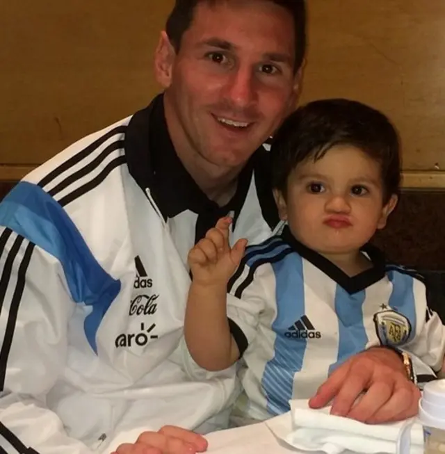 Lionel Messi with his son Thiago