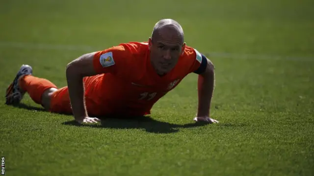 Arjen Robben reacts after his miss against Chile