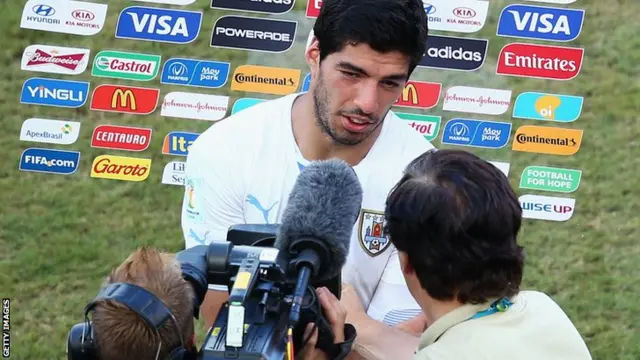 Luis Surez speaks to media after Uruguay's win over Italy