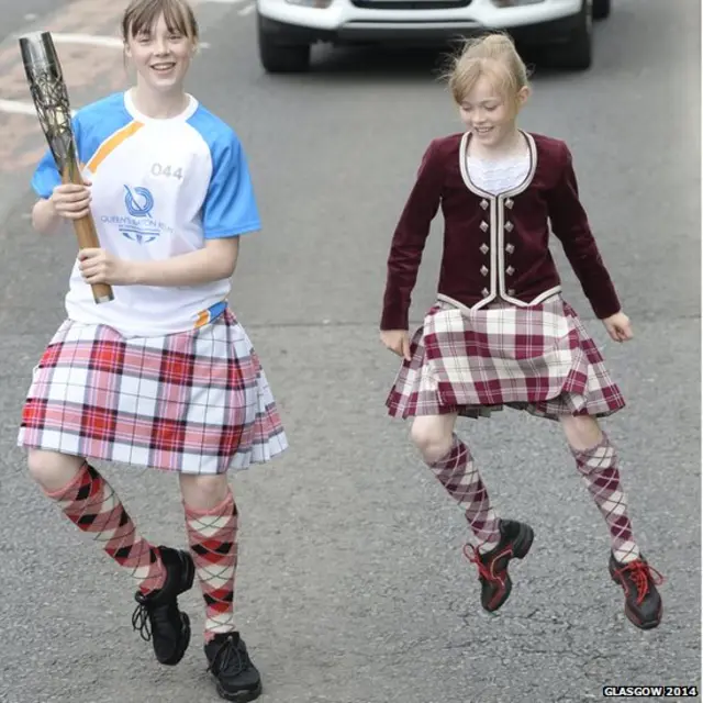 Mairi McKellar (left) and Kirsty with the Queen's Baton