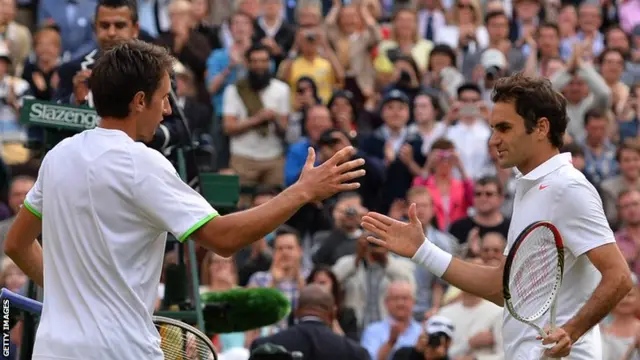 Roger Federer and Sergiy Stakhovsky