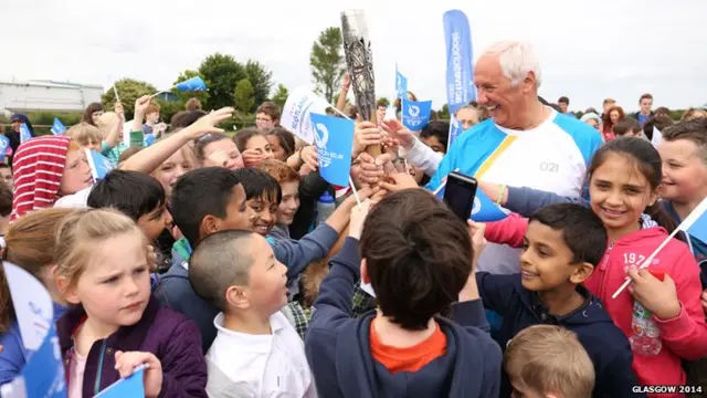 Dave Combe and children