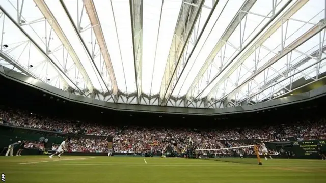 Rafael Nadal under the Centre Court roof