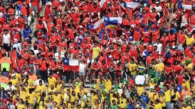Chile fans