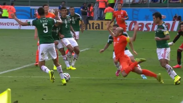 Arjen Robben goes down