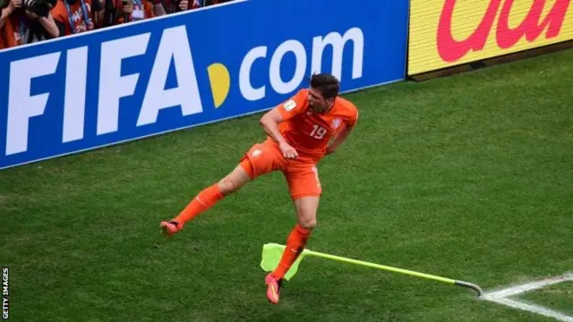 Klaas-Jan Huntelaar celebrates