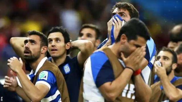 Dejected Greece players