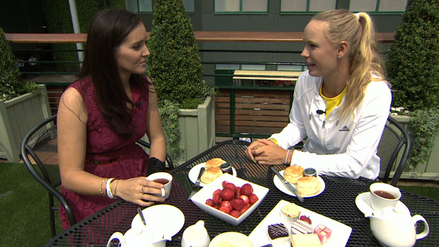 Wimbledon 2014: Laura Robson meets Caroline Wozniacki for tea