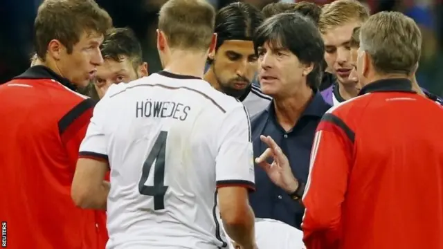 German coach gives instructions