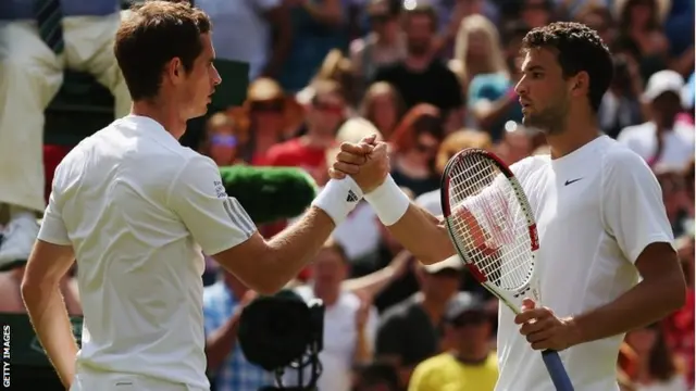 Andy Murray congratulates Dimitrov