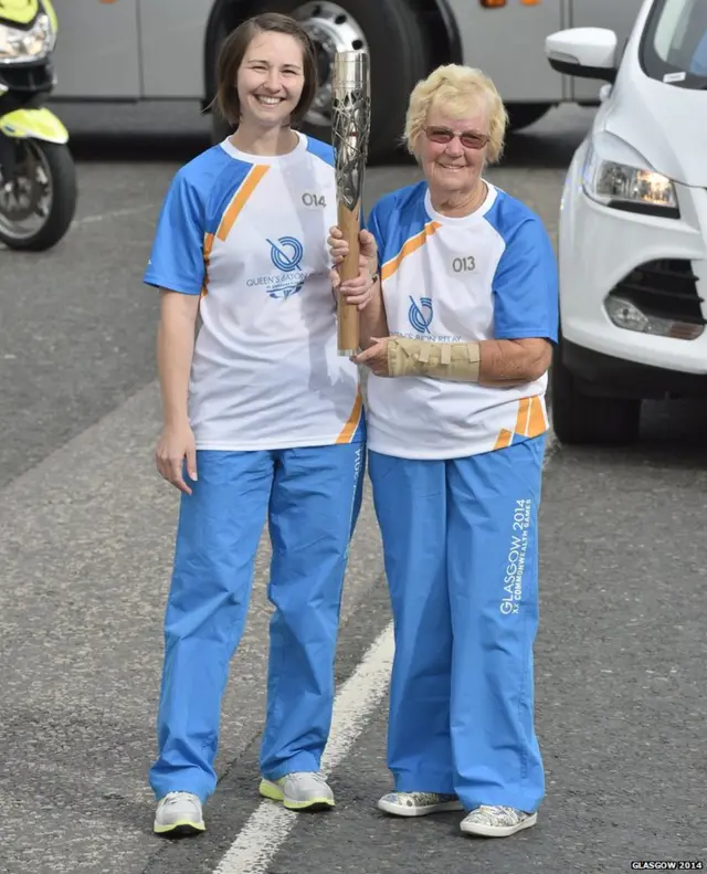 Tracy Sinclair (left) with Dorothy Bremner