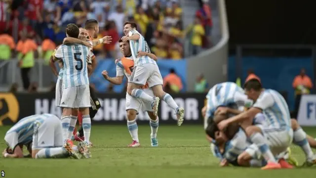 Argentina players celebrate win