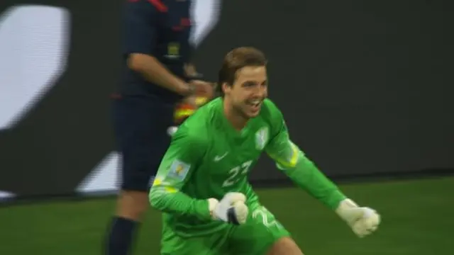 Tim Krul celebrates