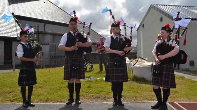 Sgoil Lionacleit Pipe Band