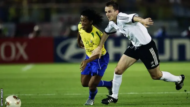 Ronaldinho and Dietmar Hamann