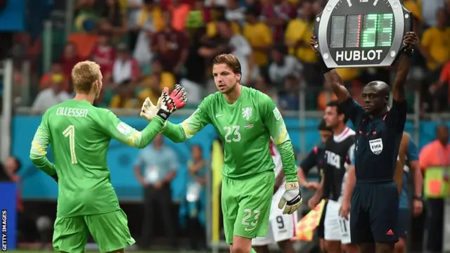 Netherlands goalkeepers Jasper Cillessen and Tim Krul