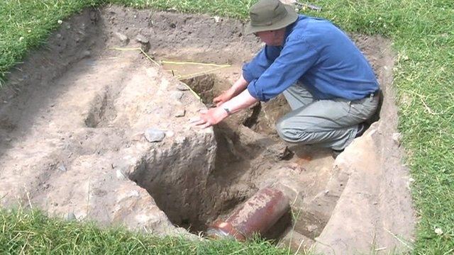 Excavation of WW1 interment camp