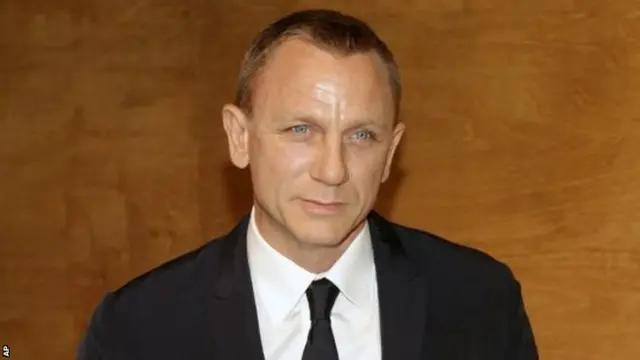 Daniel Craig