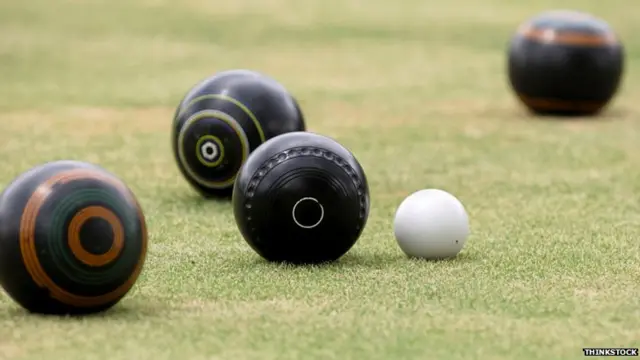 Lawn bowls