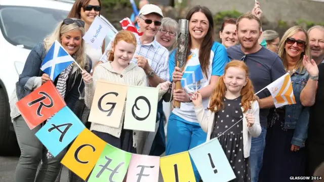 Support for Kilbarchan baton bearer Rachel Hyslop