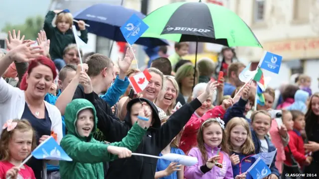 Crowds welcome baton