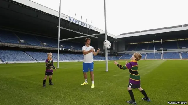 Colin McGregor and two young rugby fans