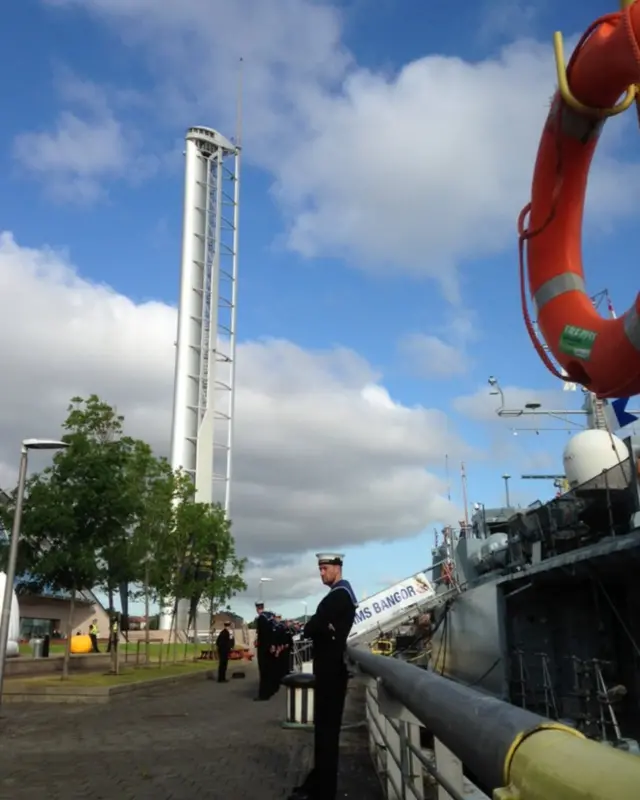 HMS Bangor crew